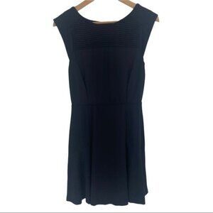 Banana Republic Womens Pintuck Dress Size 4 Black Ponte Knit Cap Sleeve
